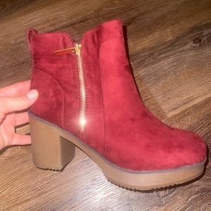 Nature Breeze Burgundy Ankle Bootie